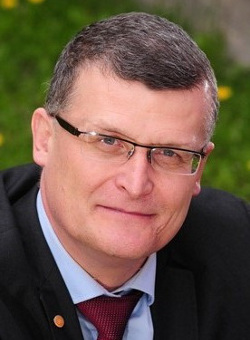 Dr med. Paweł Grzesiowski