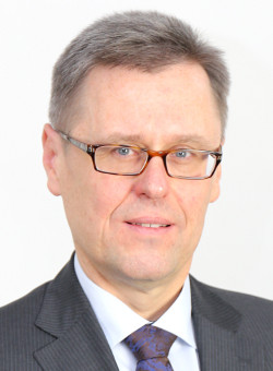 Dr Piotr Daniluk